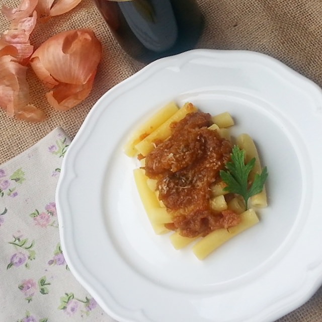 Ziti alla genovese