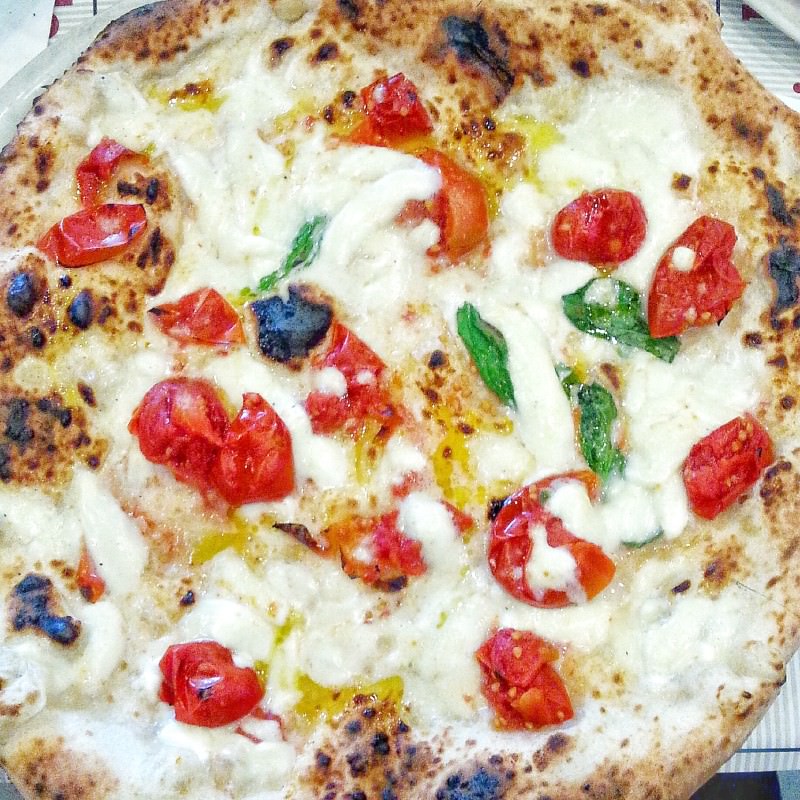 Pizza napoletana